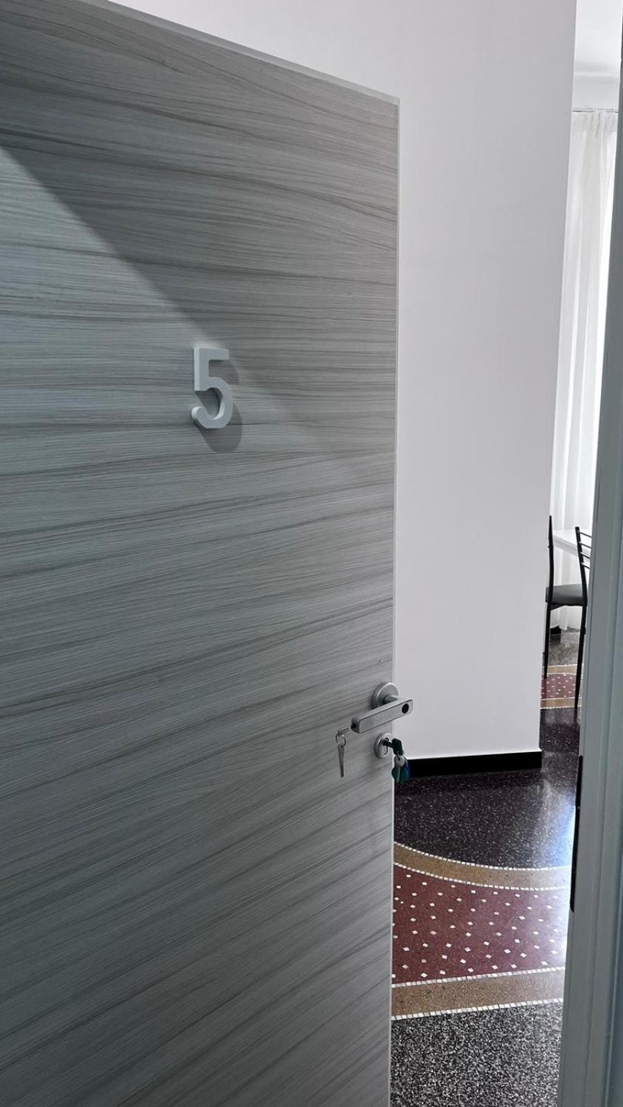 Galia Rooms It Self Check In H24 Genua Exteriör bild