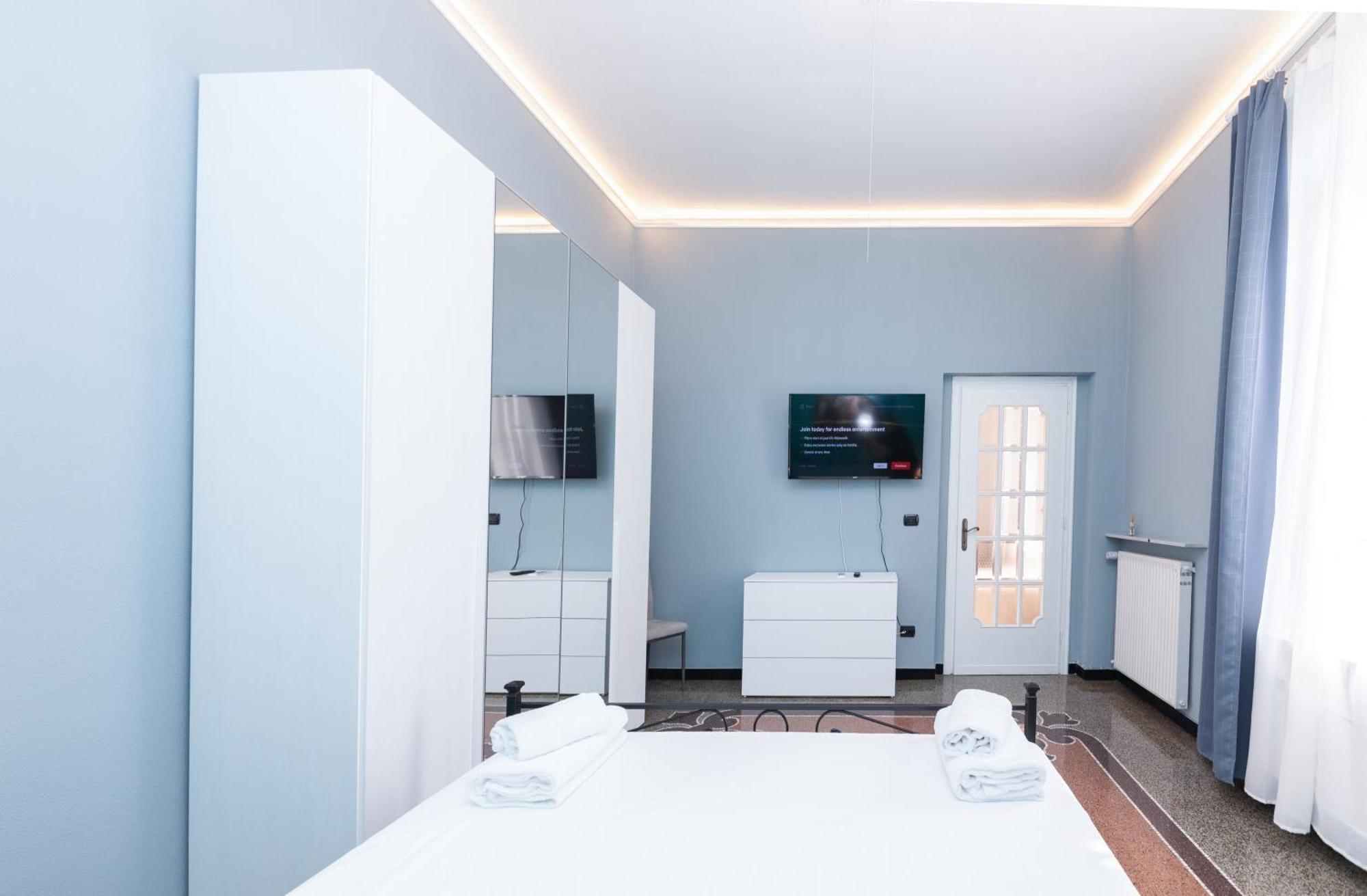 Galia Rooms It Self Check In H24 Genua Exteriör bild