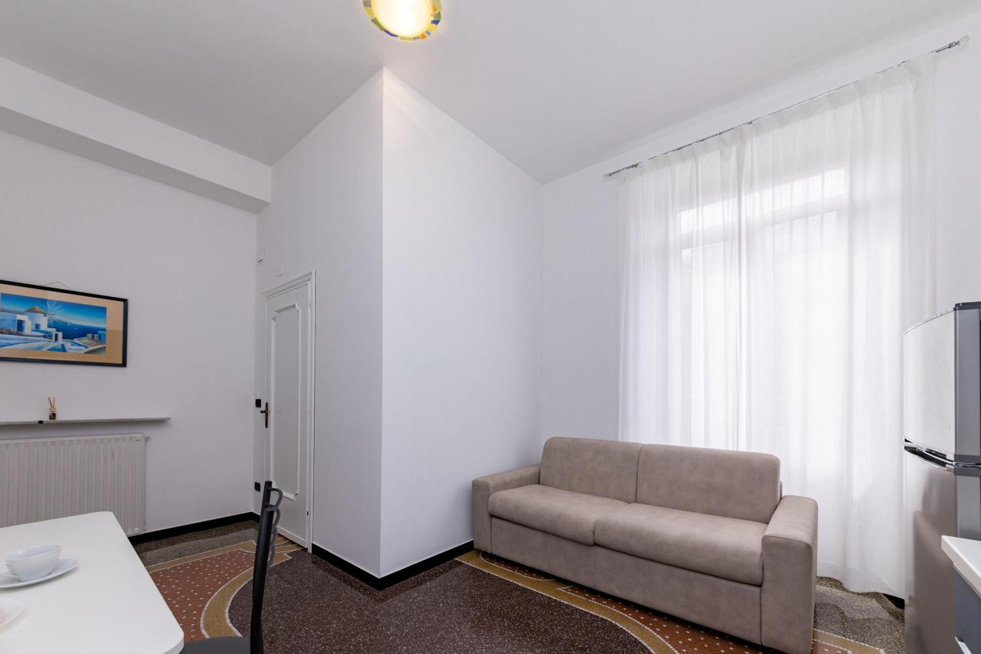 Galia Rooms It Self Check In H24 Genua Exteriör bild